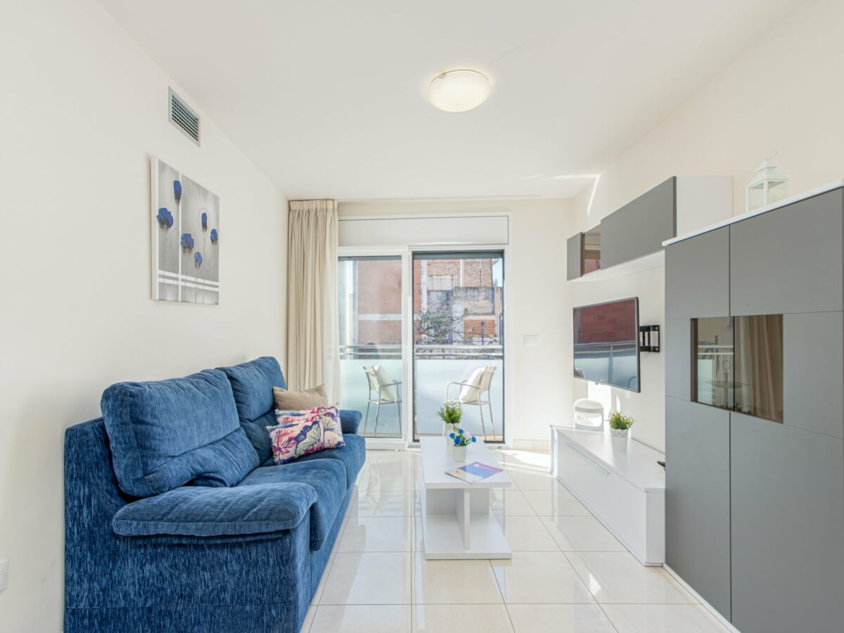 Apartment Apartment in Roses near Punta Beach