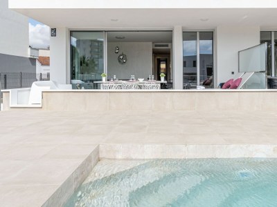 Apartment Apartment in Roses near the Beach & Pool - Outdoor photo 11