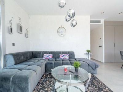 Apartment Apartment in Roses near the Beach & Pool - Features photo 22