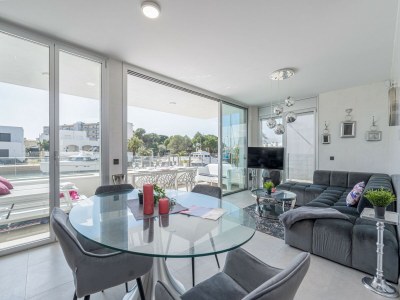 Apartment Apartment in Roses near the Beach & Pool - Features photo 25