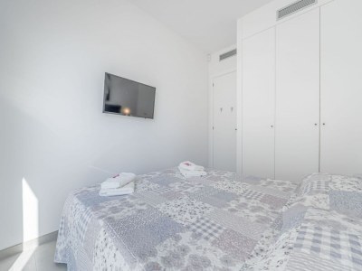 Apartment Apartment in Roses near the Beach & Pool - Features photo 27