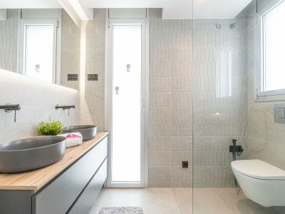 Apartment Apartment in Roses near the Beach & Pool - Features photo 32