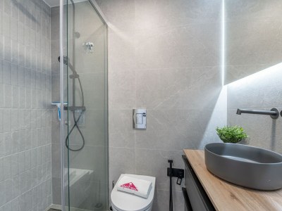 Apartment Apartment in Roses near the Beach & Pool - Features photo 33