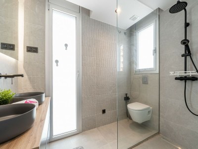 Apartment Apartment in Roses near the Beach & Pool - Features photo 34