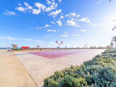 Apartment Beachfront Apartment in Empuriabrava with Pool - Outdoor photo 7