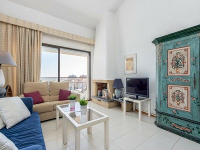 Apartment Apartment in Empuriabrava with Beach Access - Features photo 11