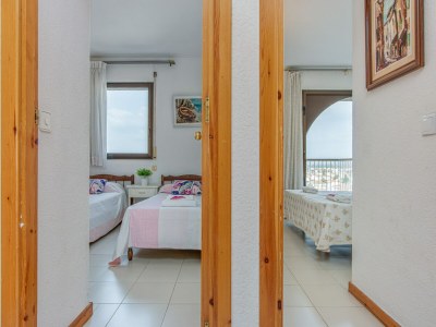 Apartment Apartment in Empuriabrava with Beach Access - Features photo 20