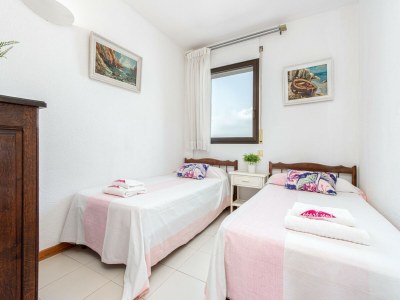 Apartment Apartment in Empuriabrava with Beach Access - Features photo 23