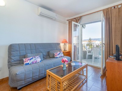 Apartment Apartment in Empuriabrava with Canal View in Empuriabrava - Apartment