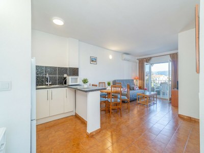 Apartment Apartment in Empuriabrava with Canal View - Features photo 16