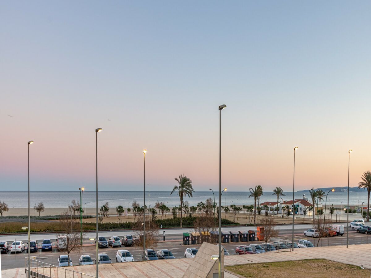 Apartment House in Empuriabrava near Aiguamolls Reserve - Outdoor photo 2