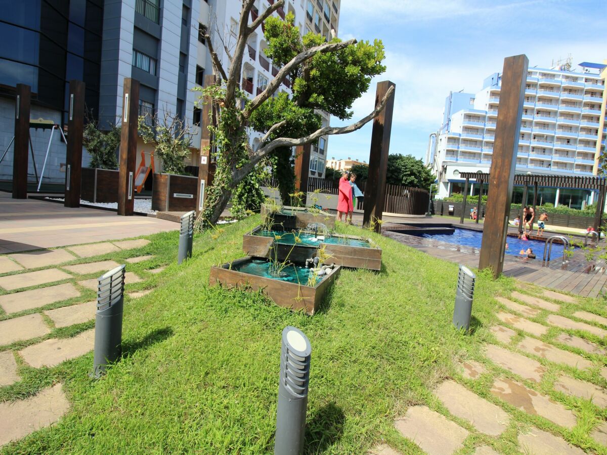 Apartment House in Empuriabrava near Aiguamolls Reserve - Outdoor photo 5