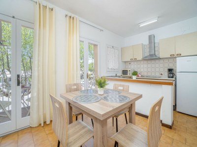 Apartment Apartment in Empuriabrava near Sandy Beach - Features photo 14