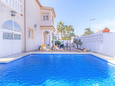 Villa Villa in Empuriabrava mit Privatpool - Outdoor photo 5
