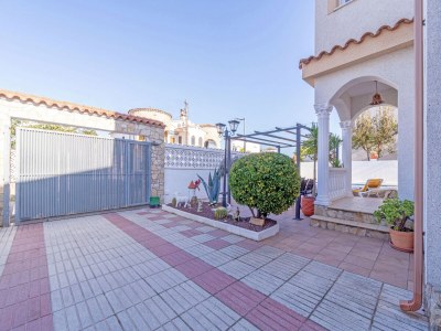 Villa Villa in Empuriabrava mit Privatpool - Outdoor photo 6