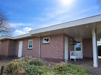 Holiday house Eureka 100 in Sint Maartenszee - Holiday house