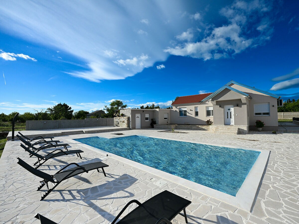 Holiday house Holiday Home Marija with pool