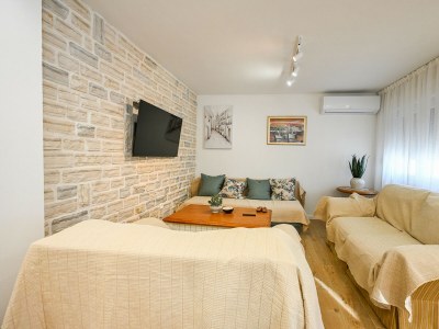 Holiday house Holiday Home Marija with pool - Features photo 20