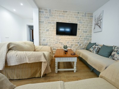 Holiday house Holiday Home Marija with pool - Features photo 22