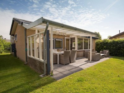 Holiday house Wunderschöner Ferienbungalow in Sint Maartenszee - Outdoor photo 5