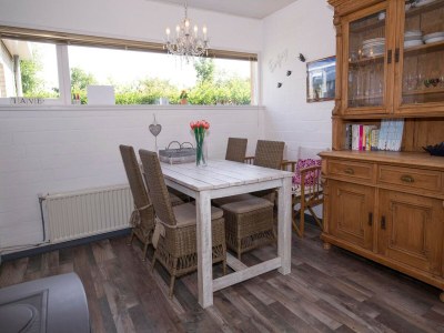 Holiday house Wunderschöner Ferienbungalow in Sint Maartenszee - Outdoor photo 7