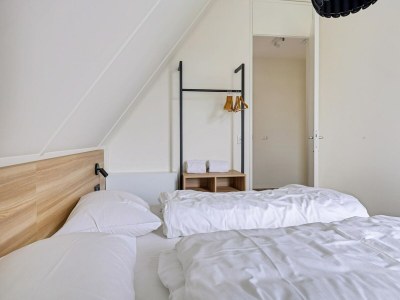 Holiday park Holiday Home in Medemblik with Private Jetty - Features photo 14