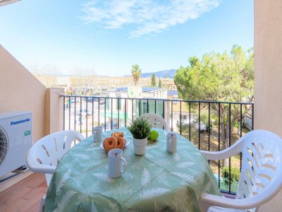 Apartment Apartment in Empuriabrava near Sandy Beach - Outdoor photo 3