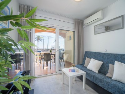 Apartment Apartment in Empuriabrava with Sea Views - Features photo 8