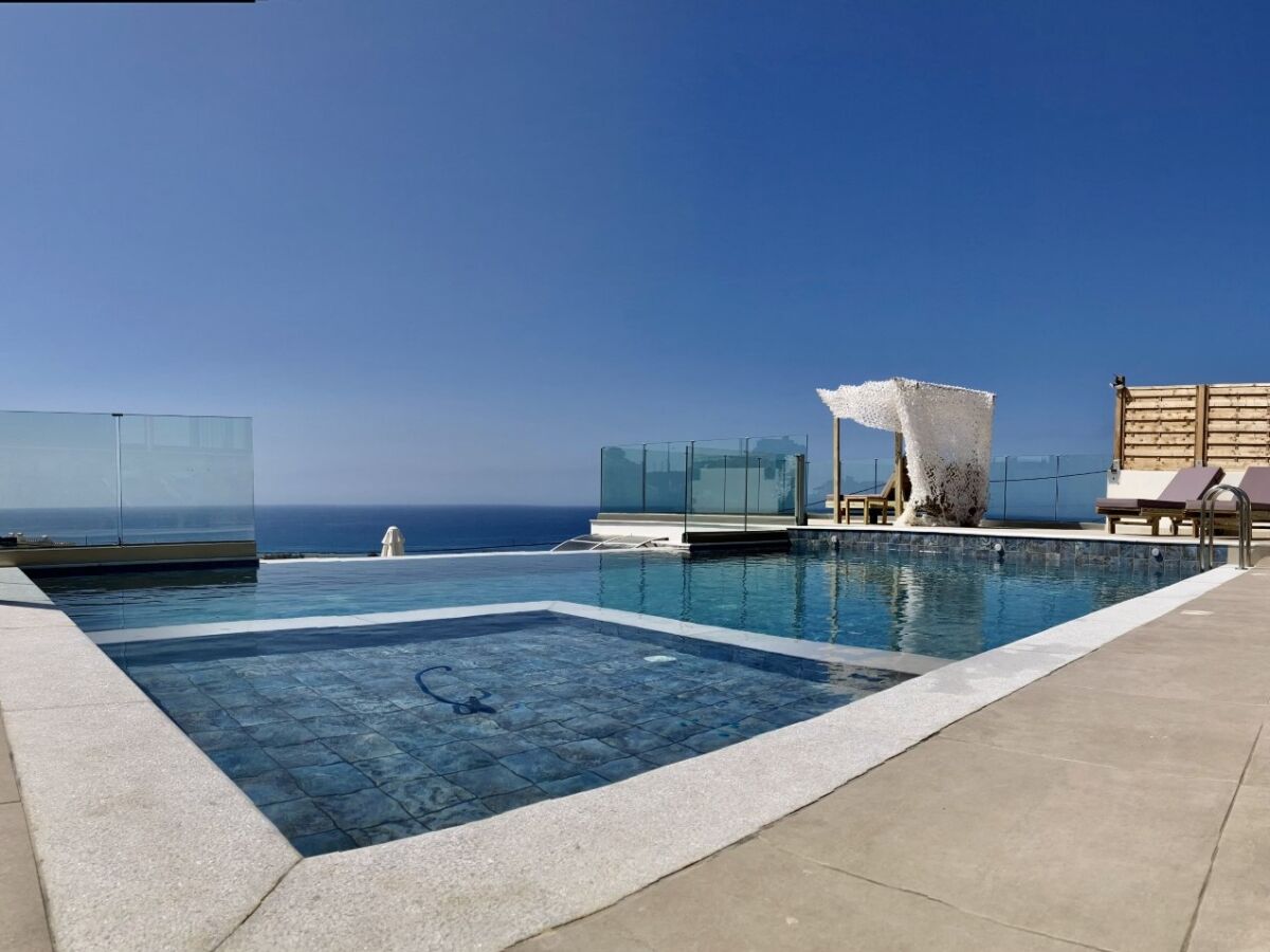 Villa Zax sea view villas