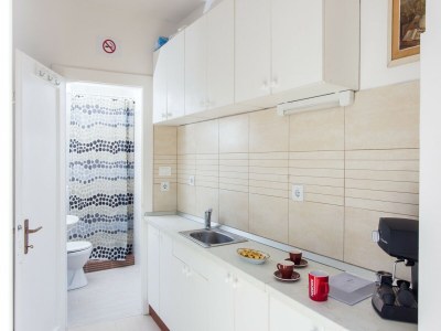 Apartment Apartments Ljubimir - One-Bedroom Apartment with Shared Terrace - Bambo - Features photo 8