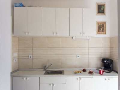 Apartment Apartments Ljubimir - One-Bedroom Apartment with Shared Terrace - Bambo - Features photo 9