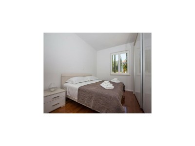 Apartment Apartments Nina - Two-Bedroom Apartment with Balcony and Sea View (Orašac) - Features photo 12