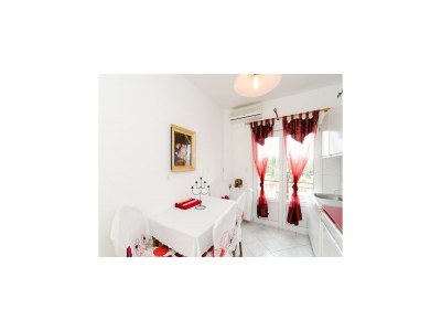 Apartment Apartments Villa Nikol - Standard Two Bedroom Apartment with Terrace (APT 5) - Features photo 2