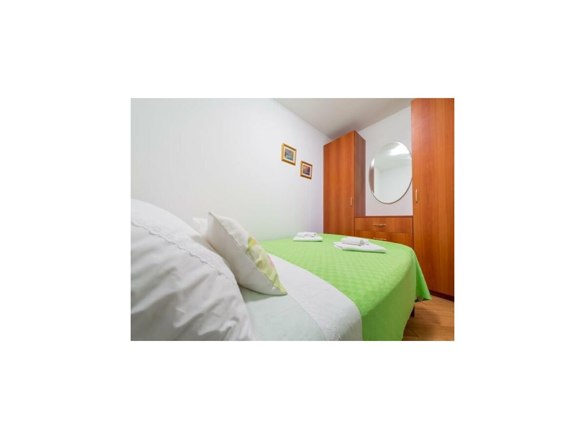 Apartment Feel Good Apartment - Two-Bedroom Apartment with Terrace and Garden View - Features photo 4