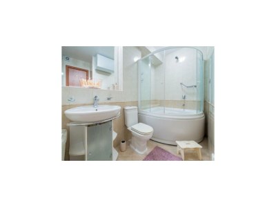 Apartment Feel Good Apartment - Two-Bedroom Apartment with Terrace and Garden View - Features photo 5