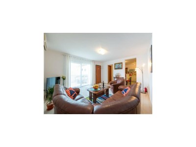 Apartment Feel Good Apartment - Two-Bedroom Apartment with Terrace and Garden View - Features photo 12