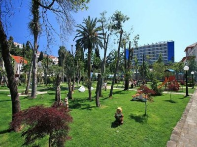 Apartment Feel Good Apartment - Two-Bedroom Apartment with Terrace and Garden View - Outdoor photo 26