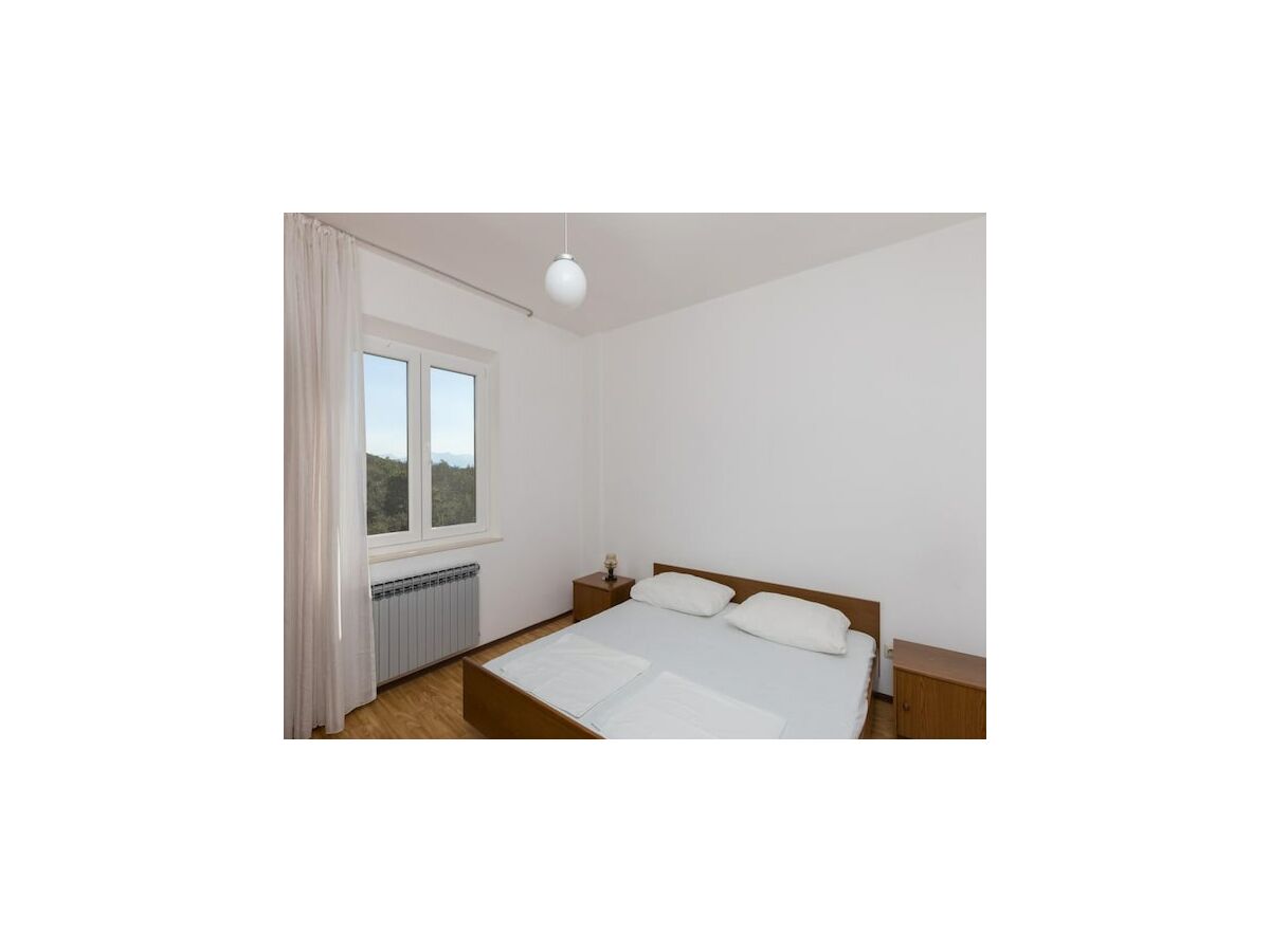 Apartment Rooms Villa Bašica - Basic Double Room with Forest View (Soba 1) - Features photo 5