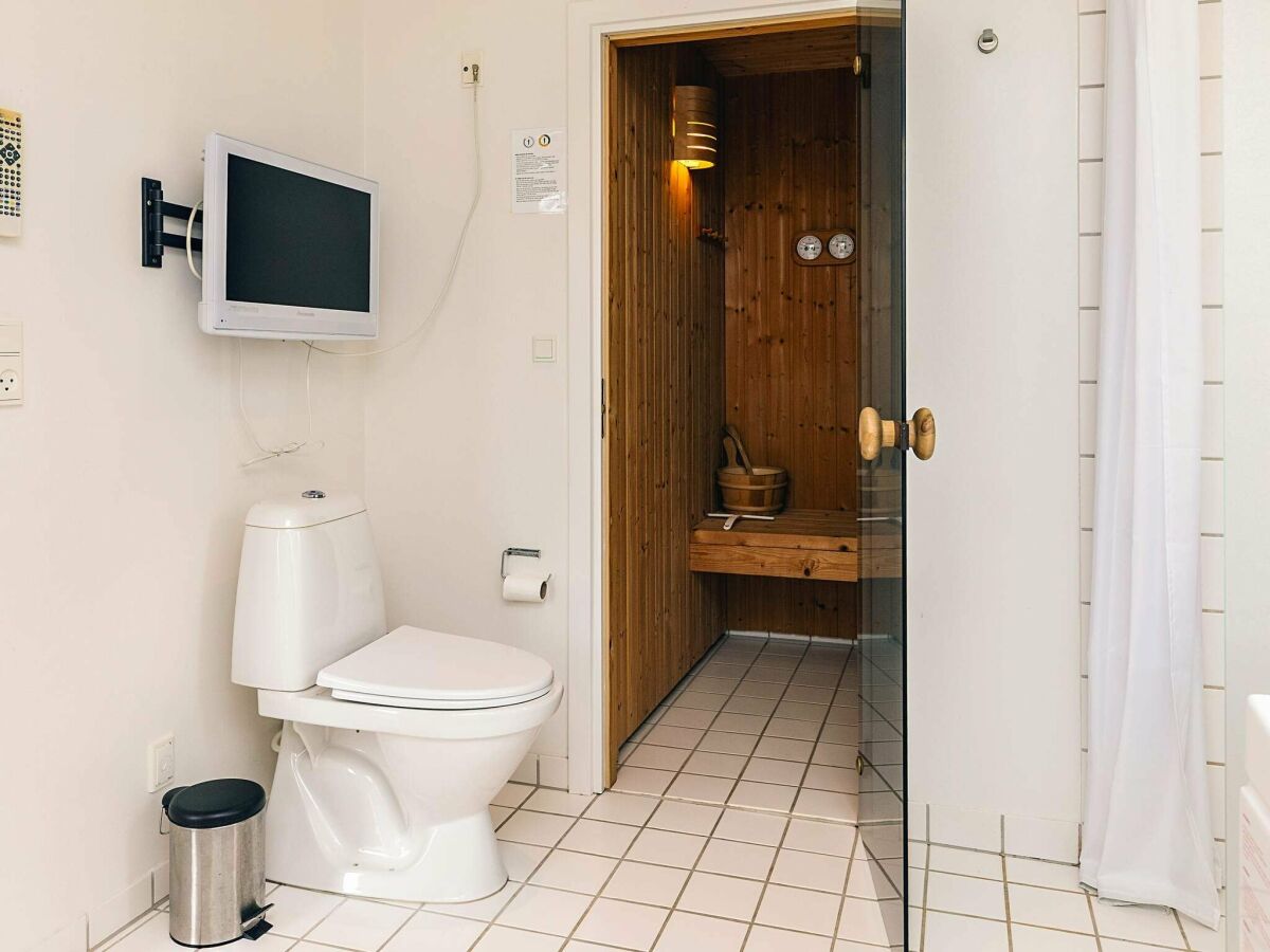 Holiday house 4 star holiday home in Brovst - Outdoor photo 4