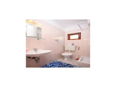 Apartment Villa Ro - Ela - Double or Twin Room with Balcony and Sea View - S4 - Features photo 5