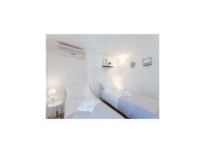 Apartment Apartment KLM - Two Bedroom Apartment - Features photo 15