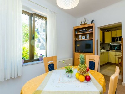 Apartment Apartment Veronika - One Bedroom Apartment with Terrace - Features photo 10