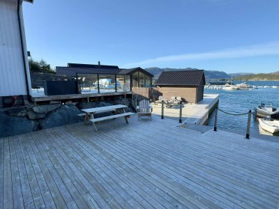 Holiday house 4 star holiday home in Huglo - Outdoor photo 4