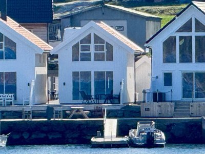 Holiday house 4 star holiday home in Huglo - Outdoor photo 12