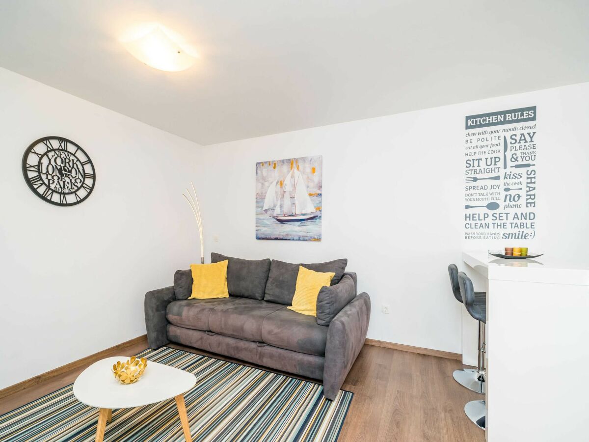 Apartment Apartments Marnic Blue Chill-One Bedroom Apartment(B) - Features photo 3