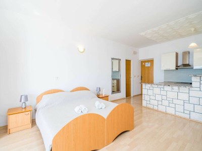 Apartment Apartments Marnic Blue Chill- Comfort Studio Apartment with Balcony(S4) - Features photo 3