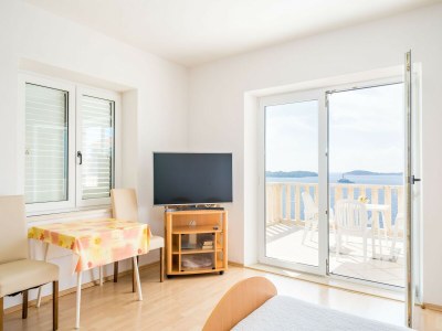 Apartment Apartments Marnic Blue Chill- Comfort Studio Apartment with Balcony(S4) - Features photo 5