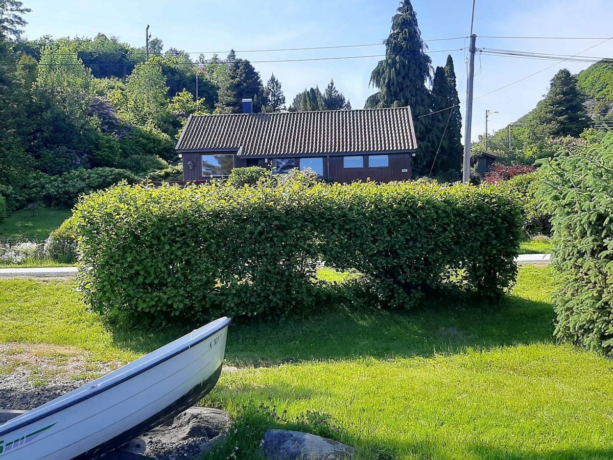 Holiday house 6 Personen Ferienhaus in Lyngdal - Outdoor photo 3