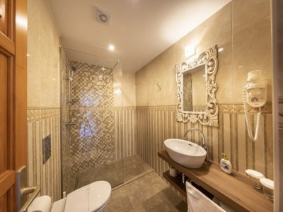 Villa Villa Gradi-Five Bedroom Villa with outdoor Pool - Features photo 8