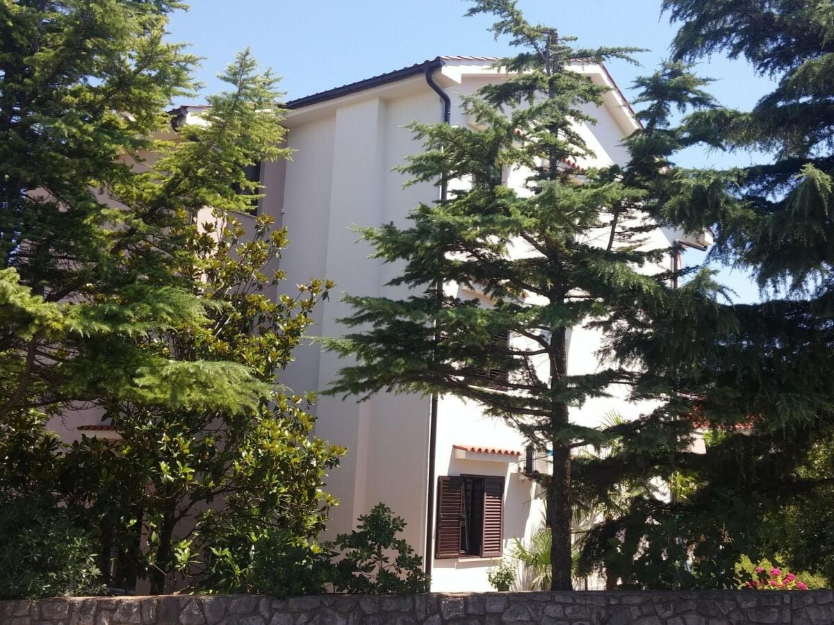 Apartment Scenic and Refined Krk Apartment with Terrace - One Bedroom Apartment with Terrace